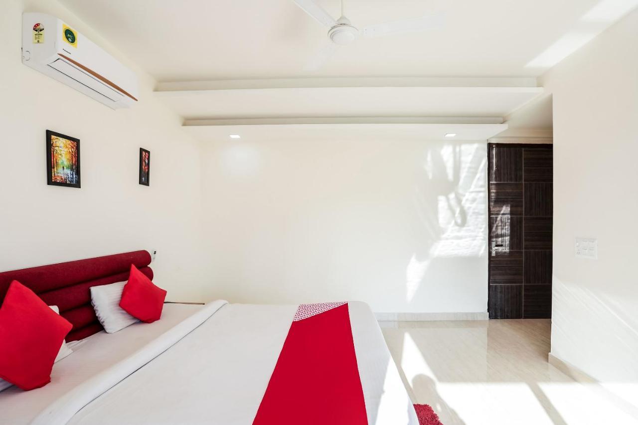 Oyo 65118 Hotel Vatika Gurgaon Zewnętrze zdjęcie