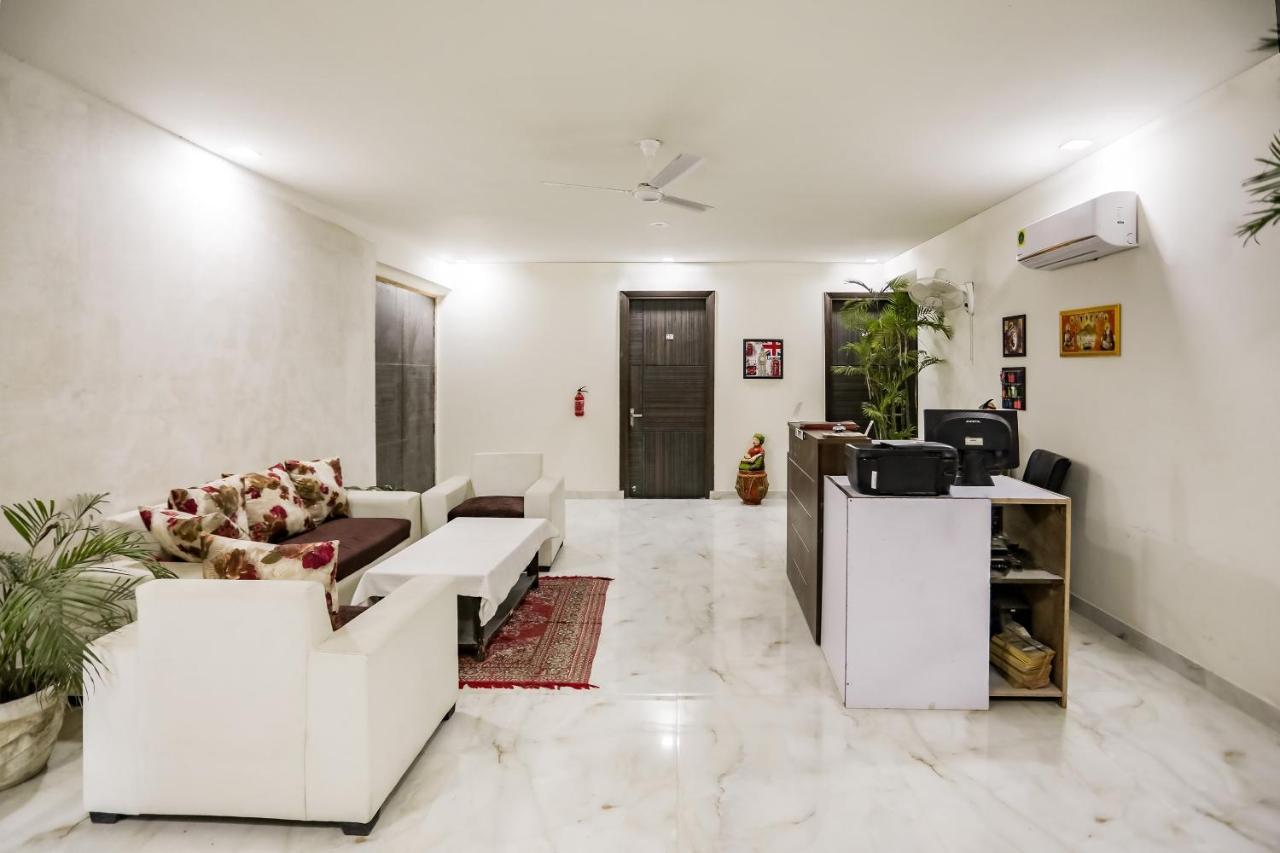 Oyo 65118 Hotel Vatika Gurgaon Zewnętrze zdjęcie